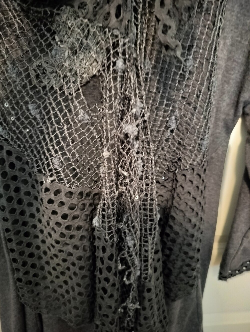 Pretty Angel Women's XL charcoal gray, distressed floral lace - Picture 7 of 8